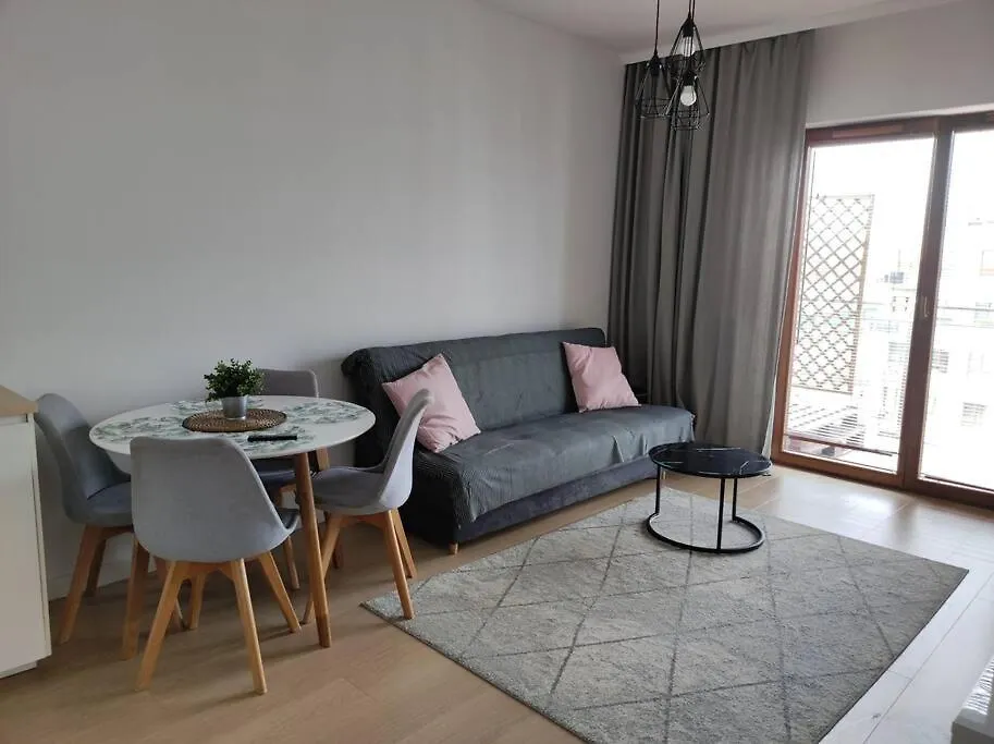 Lovely Apartment Vis-A-Vis Medicover And Paley Institute Warszawa