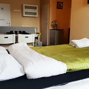 Apartamento Walk Distance To Mokotow Business Park, Varsovia